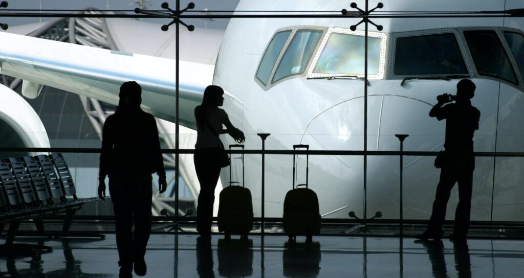 Como Economizar em Passagens Aéreas: Dicas Infalíveis para 2025